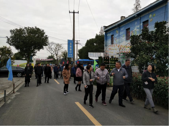 青浦應(yīng)急局、青浦聯(lián)通和磊諾公司“共建美麗鄉(xiāng)村、打造和諧家園”聯(lián)建活動(dòng)舉辦(圖2)